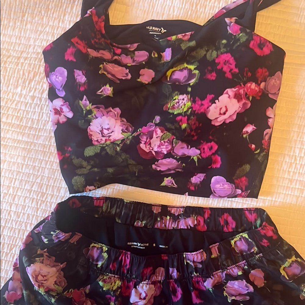Old Navy Floral Athletic Shorts - Black and Pink